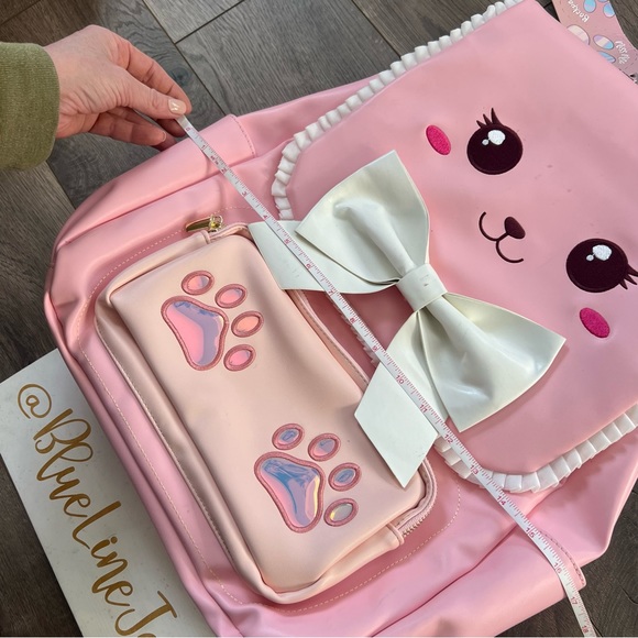 Miss Misa Cat Backpack - Picture 7 of 7